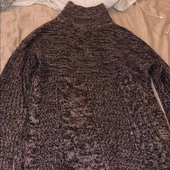 Turtle neck sweater - Picture 1 of 3